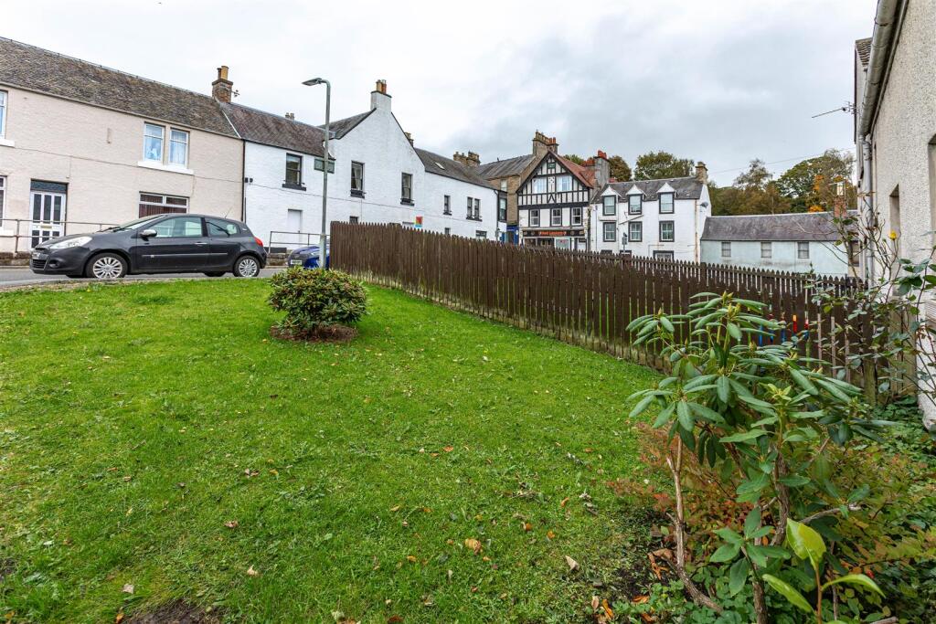 7 The Valley Selkirk 06.JPG