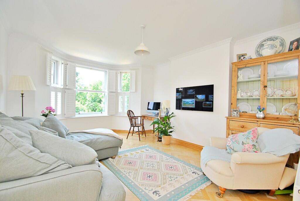 Bedroom 1/Sitting Rm