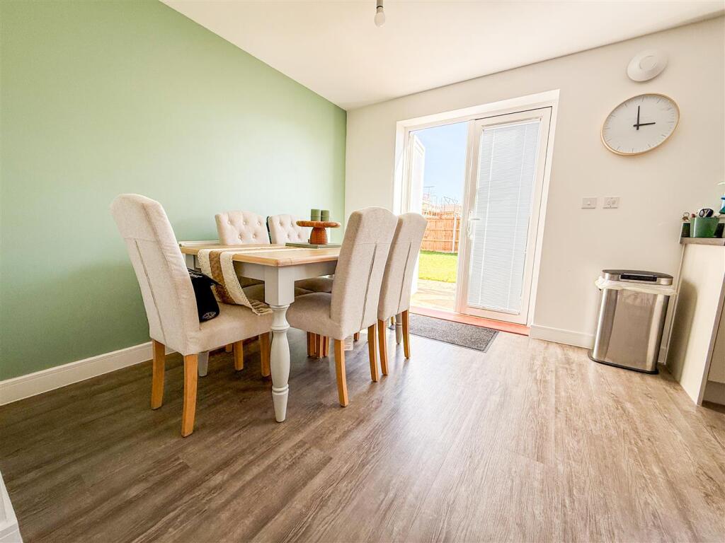 DINING AREA VIEW