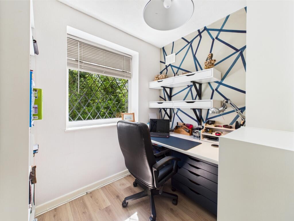 CAM05192G0-PR0053-STILL025