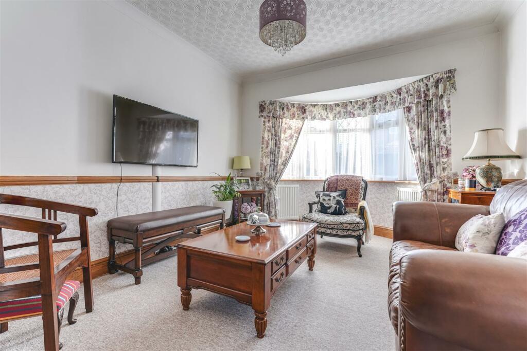 25 Glooucester Road-2.jpg