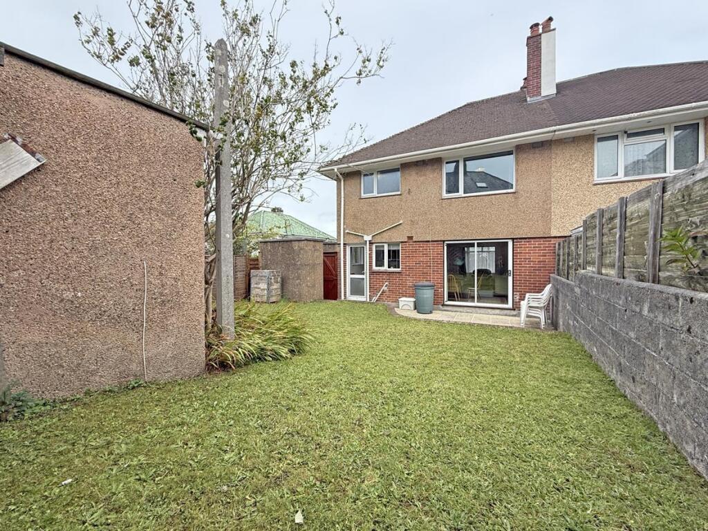 Tor Road 47 - Rear.jpg