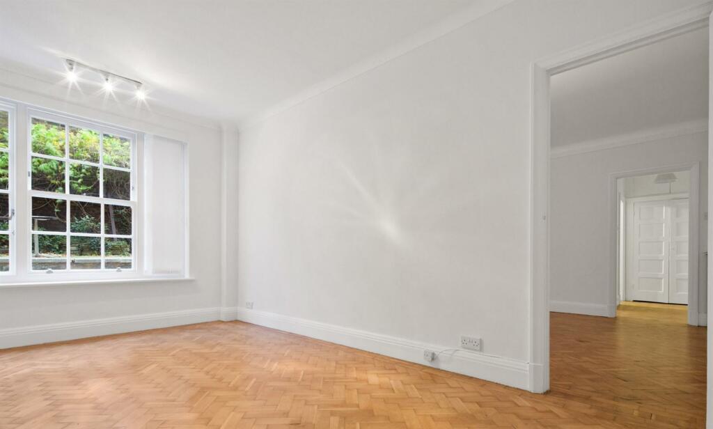 RLCR - NOW Ascot Court_Bedroom4_low.jpg