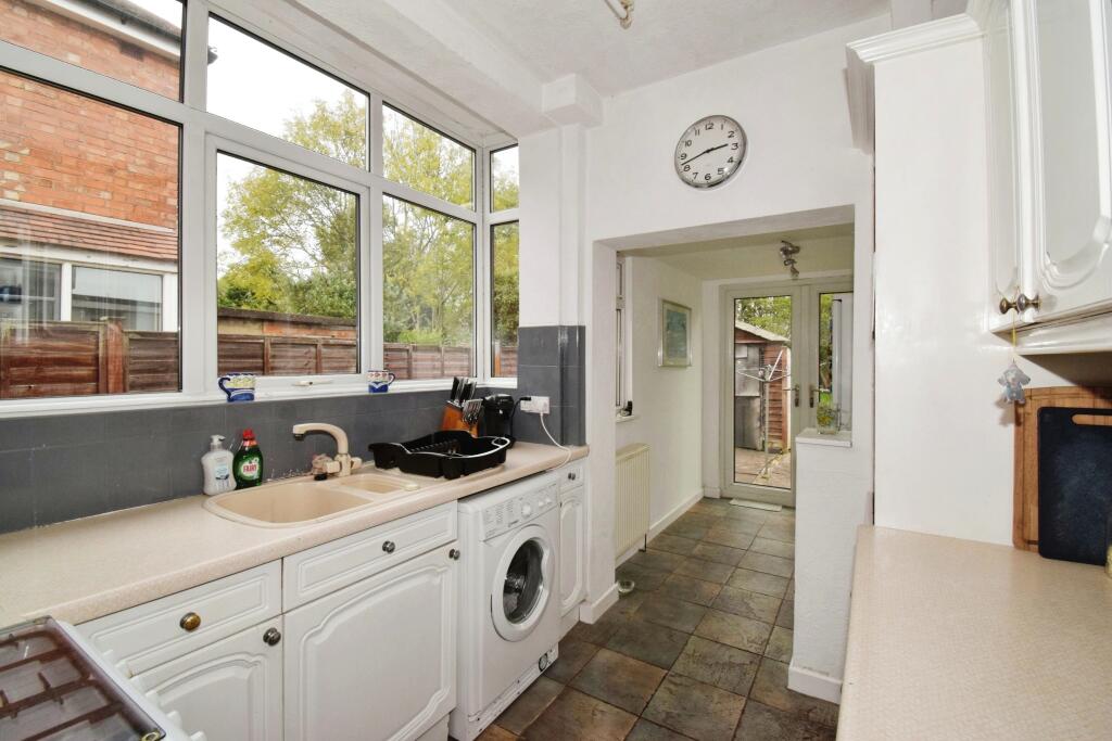 Kitchen &amp; Utility