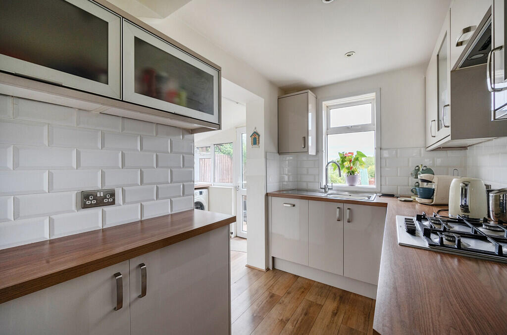 14-681a5218d9578-...