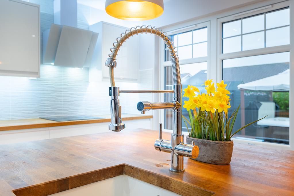 KITCHEN DETAIL