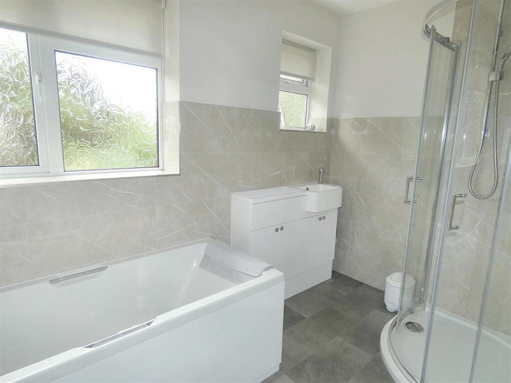 P1080740 (Large).jpg