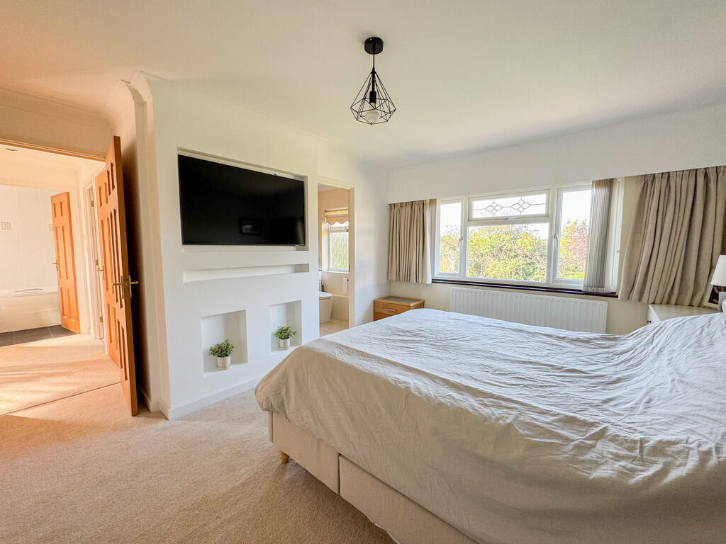 bed 1 1