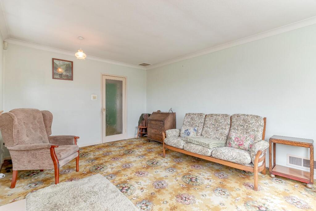 Lounge - C.jpg