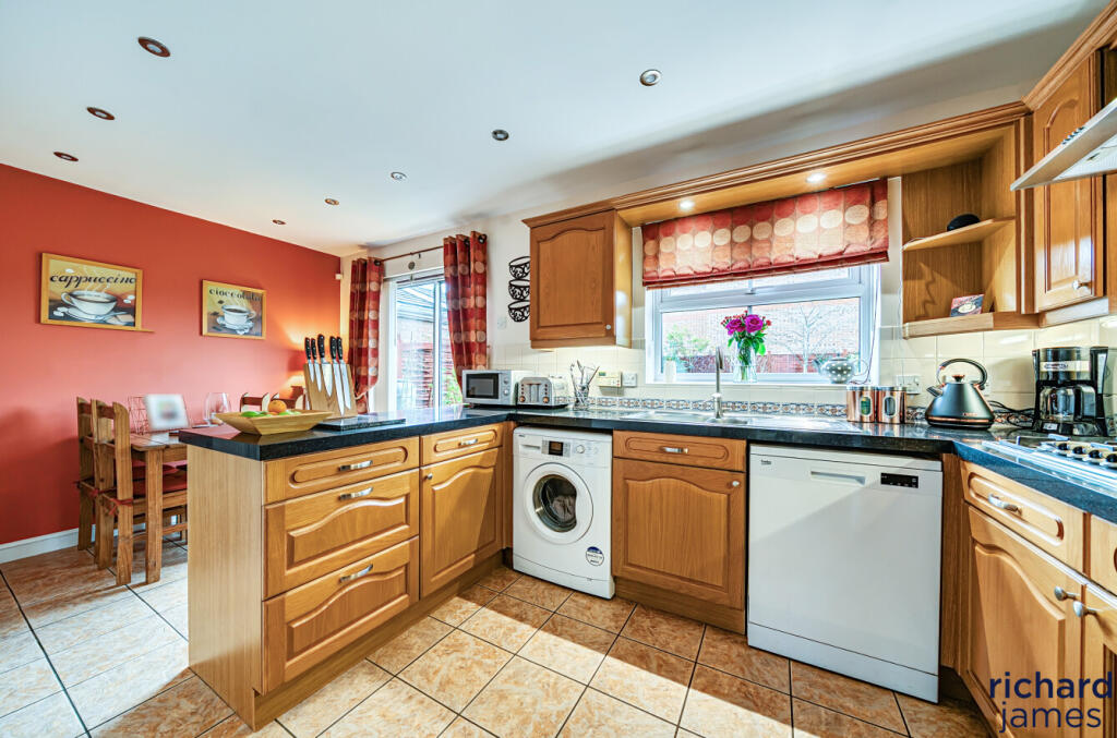 9959e9a2c59a41a18763c8d8272f063c