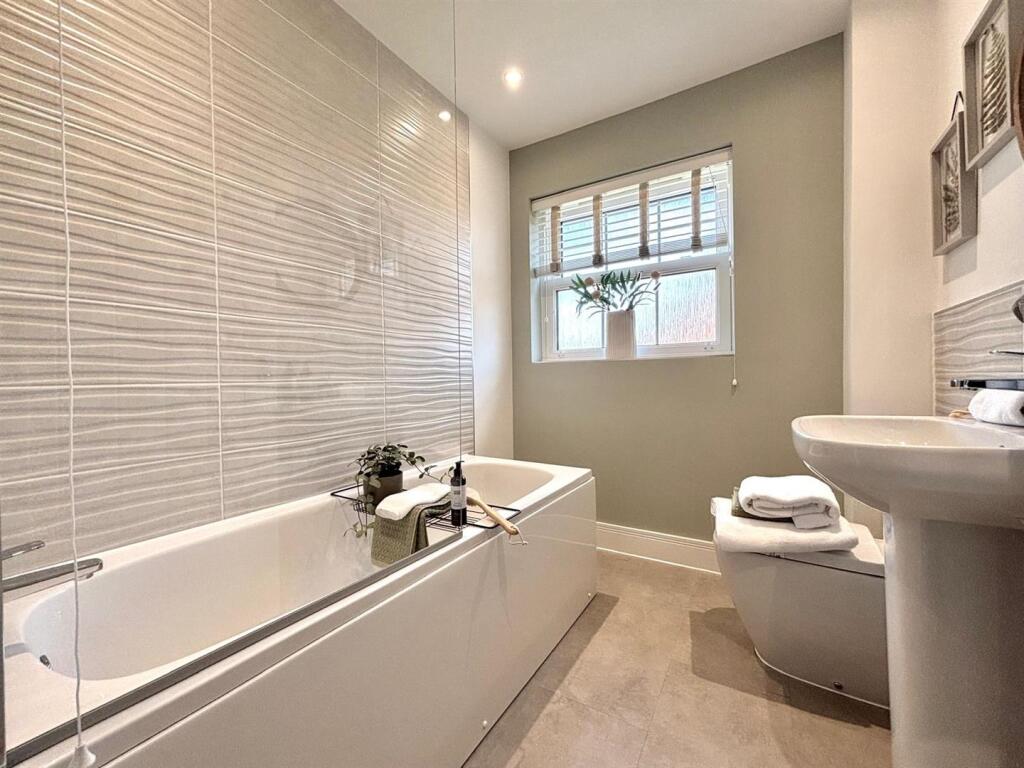 WhatsApp Image 2025-09-15 at 17.00.33_0ae7d78f.jpg