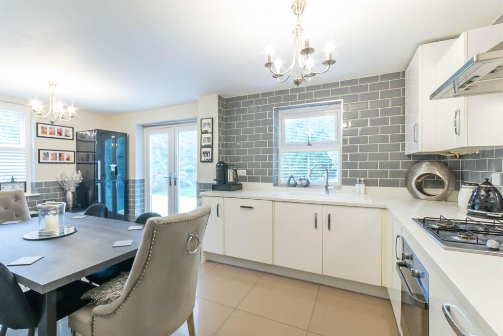 Kitchen Diner