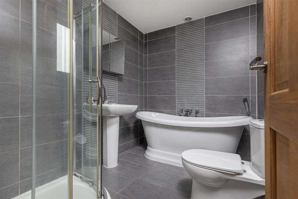 Bramleys Estate Agents - Houses Hill - Kirkheaton 