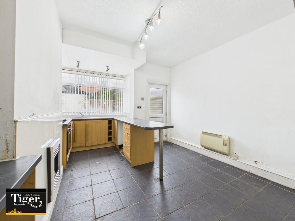 CAM03440G0-PR0437...