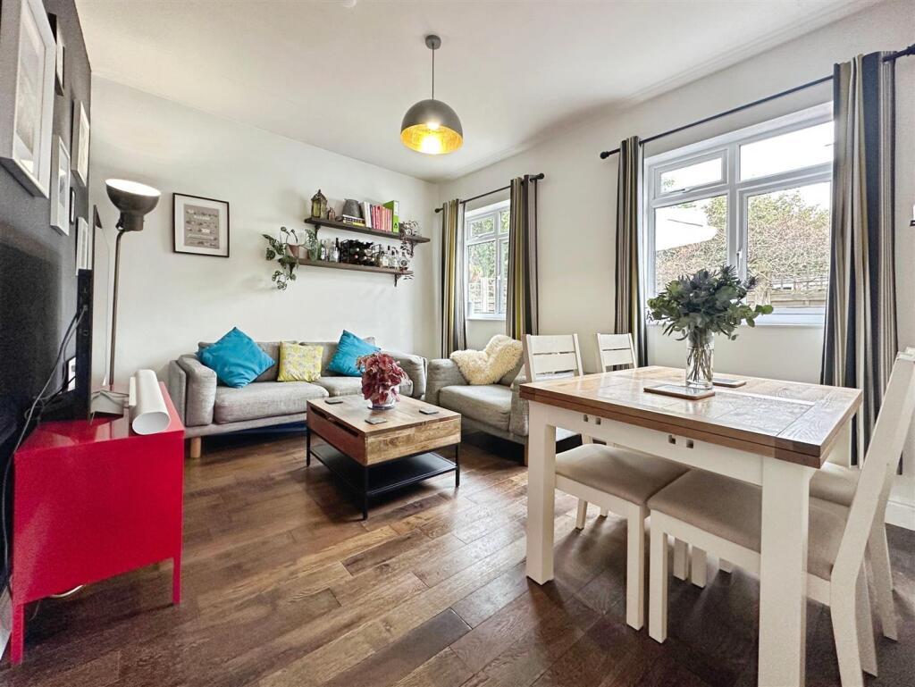 816e47c7--4C2B-8E43-11548C1521B3-58724-0000145CC21