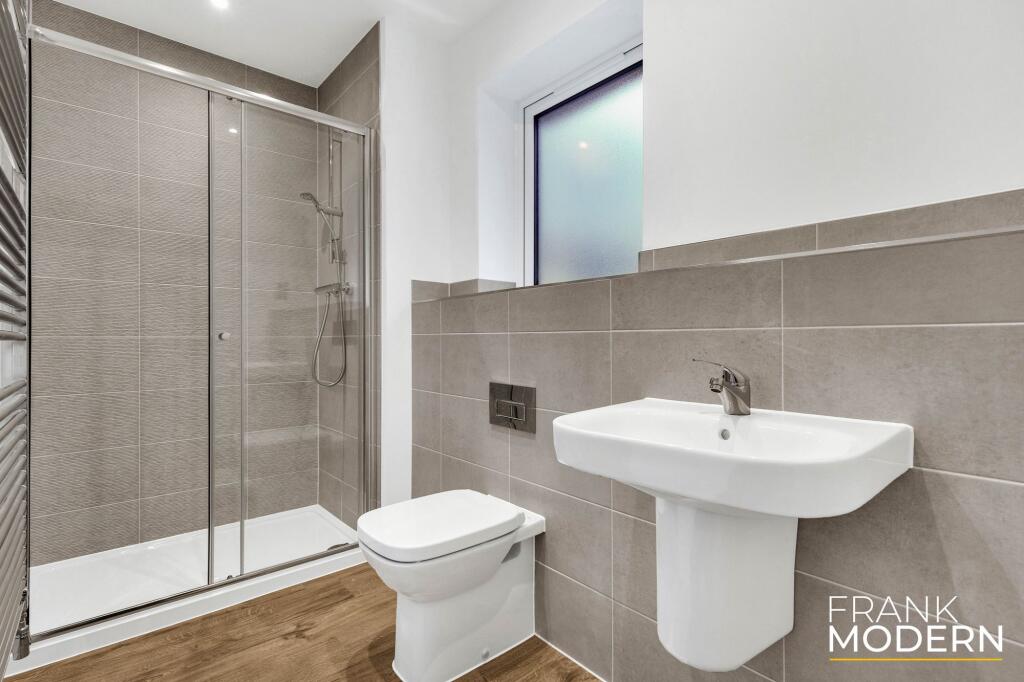 Bedroom Two En-Suite