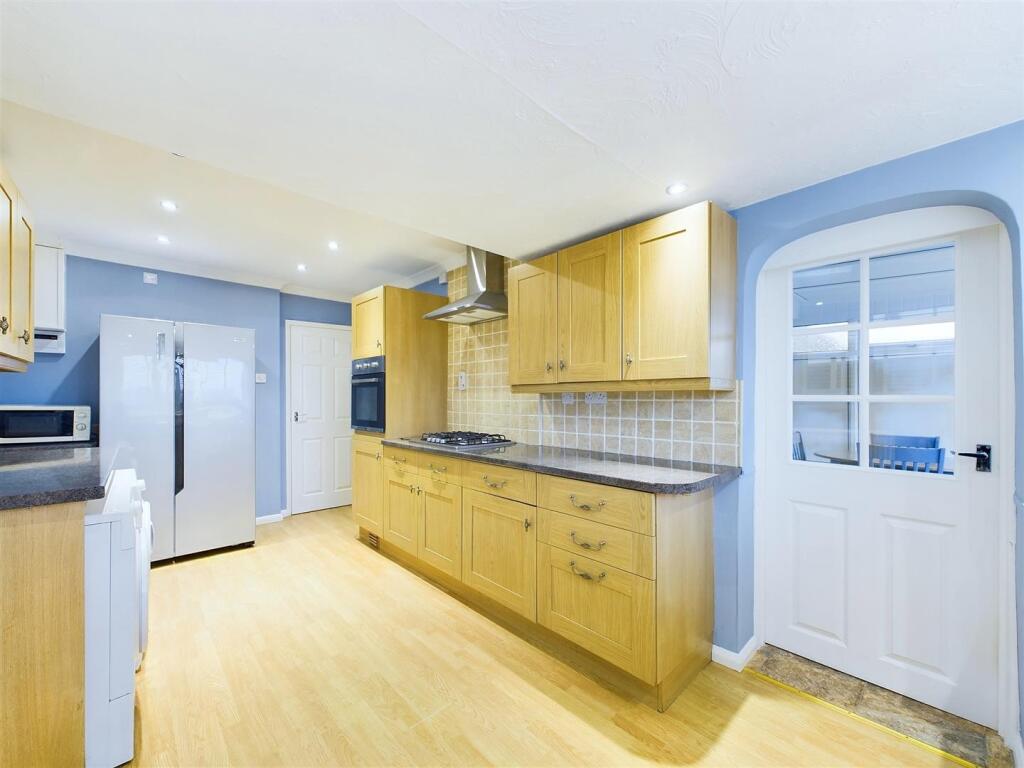 Kitchen/Dining Room