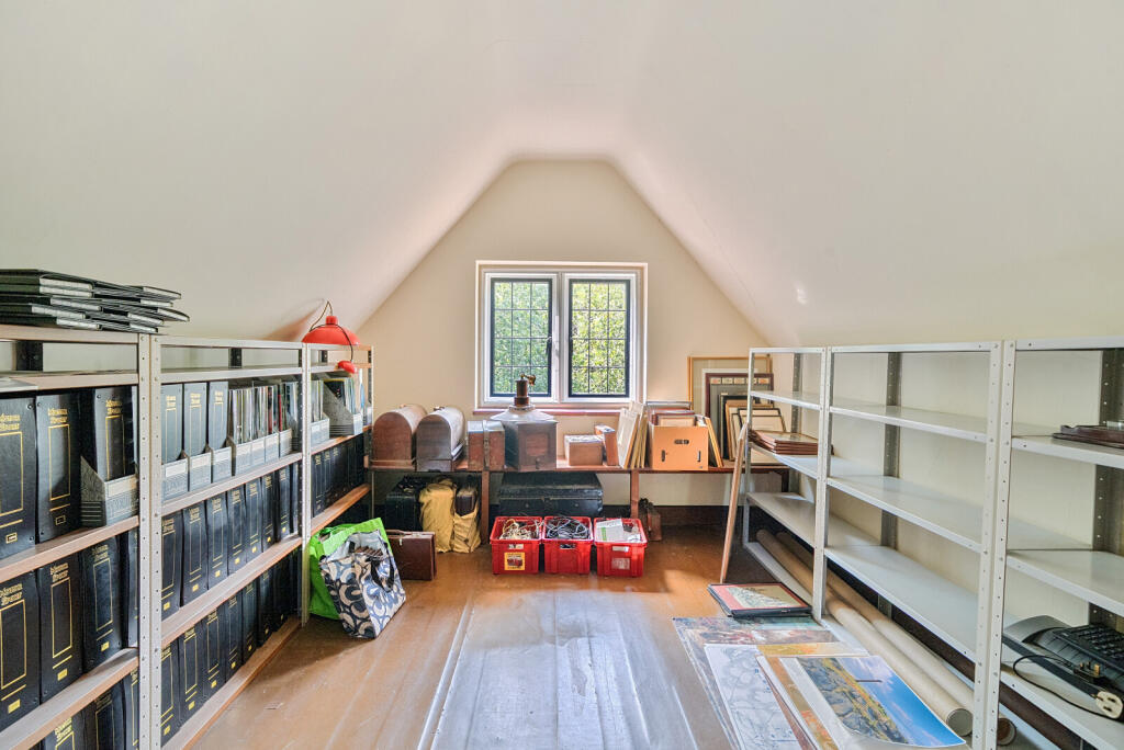 1318671-20-687a4e...