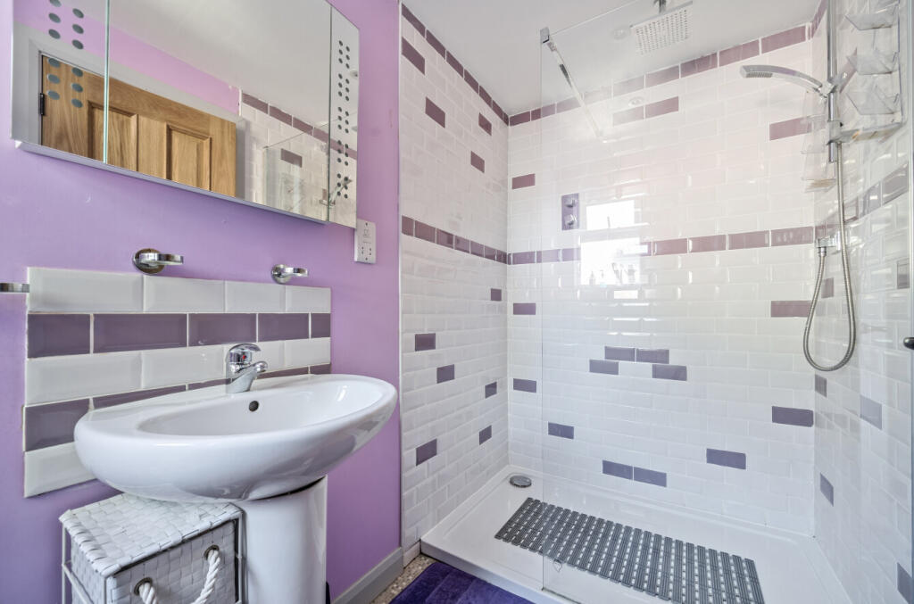 1319923-10-686f8a...