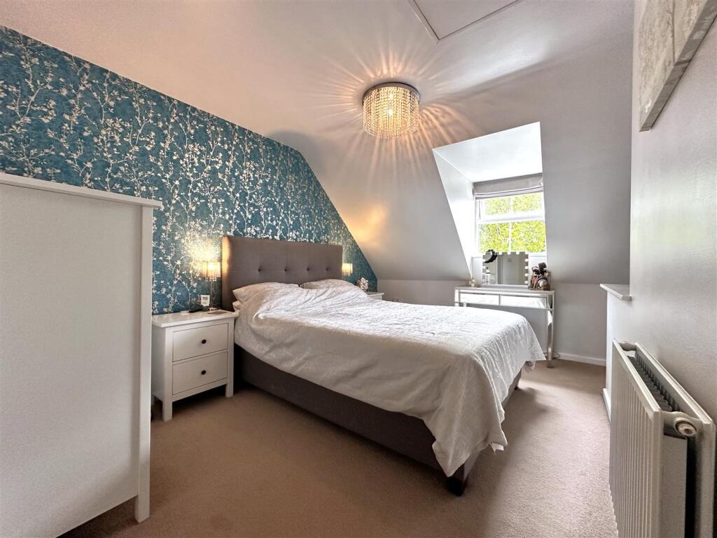 Master Bedroom 446