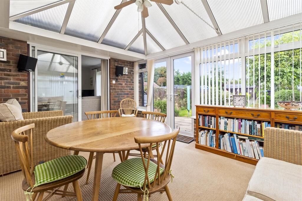 12 Hangleton Way-012.JPG