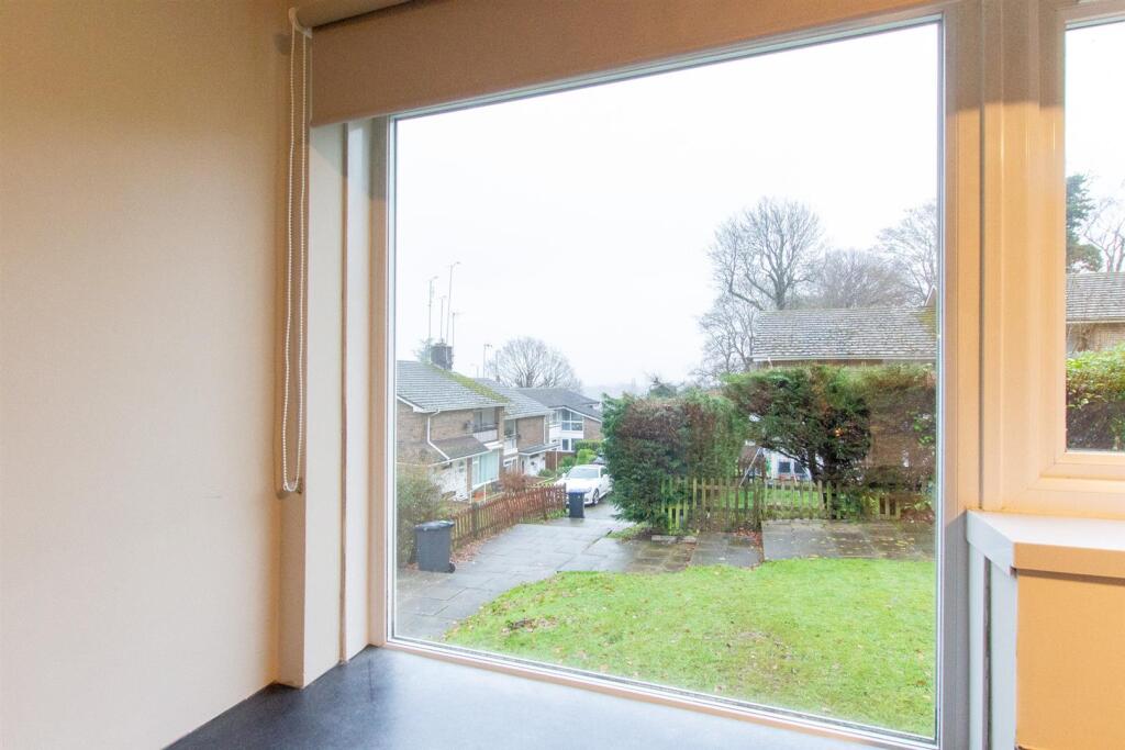 19 High Trees - view from kitchen.jpg