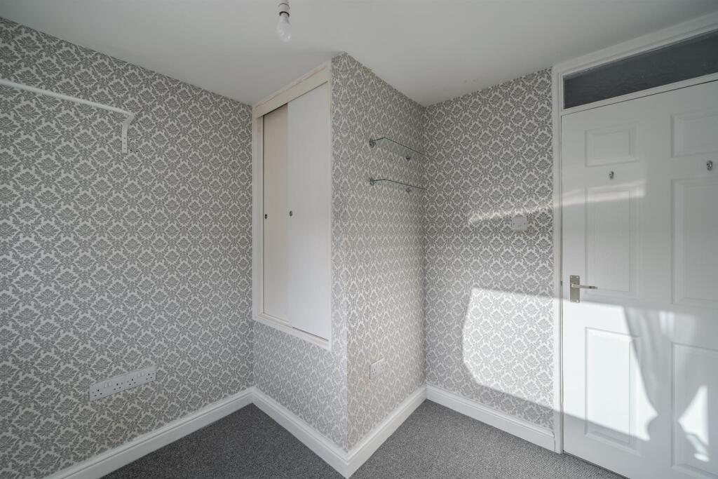 50 Salisbury Court-8.jpg