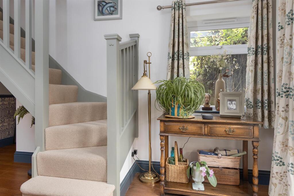 16 School Street, Church Lawford (16).jpg