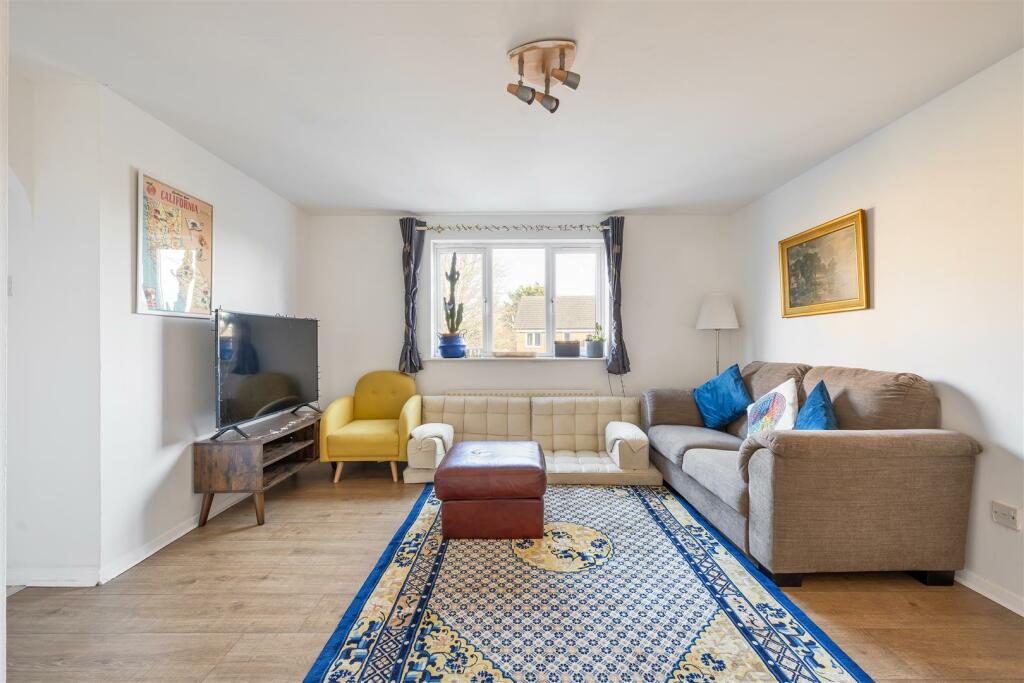 Greenacre Gardens, E17