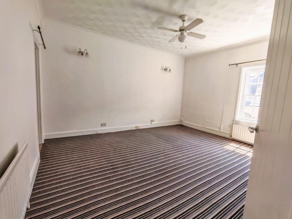 WhatsApp Image 2025-07-10 at 13.39.27_17249656