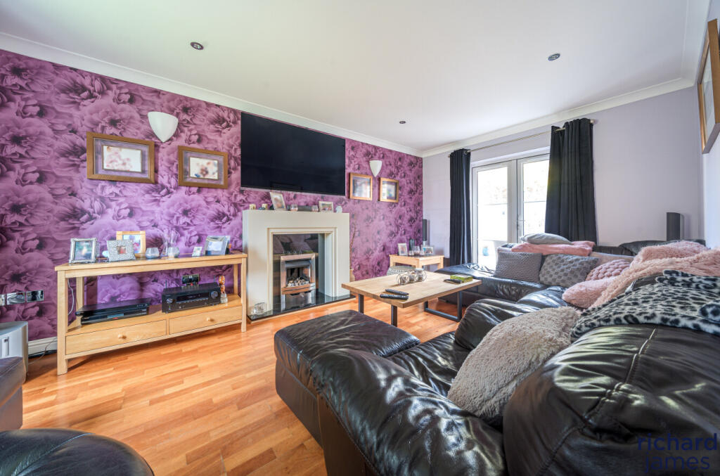 dbef28a4a0984324b5c2a2e65c3bdafb