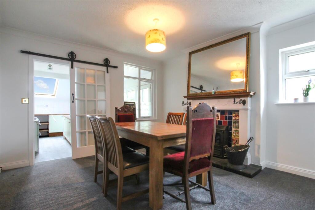 dining-room-2.jpg