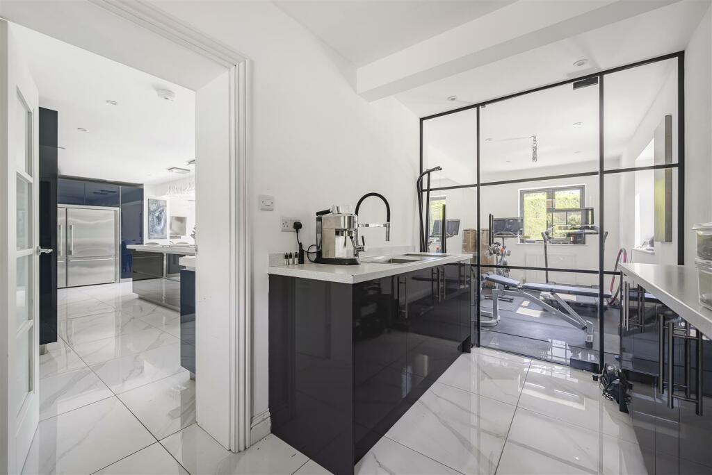 Utility room/gym