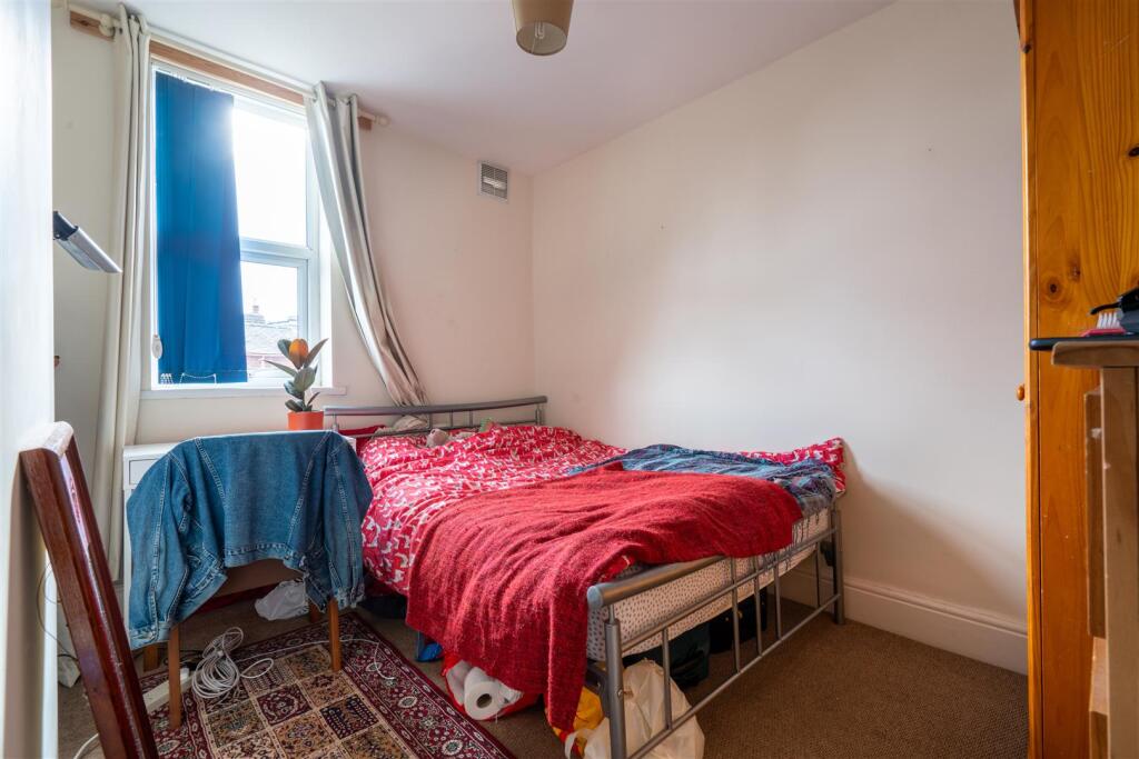 Bedroom 2.jpg
