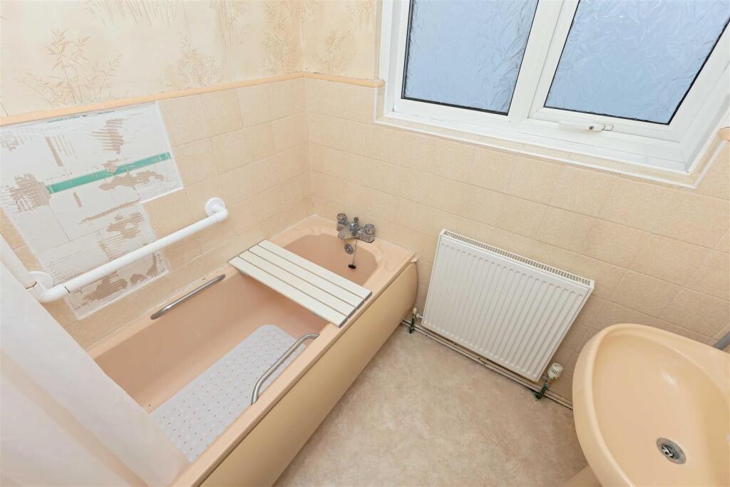 Westfield Close_5.jpg