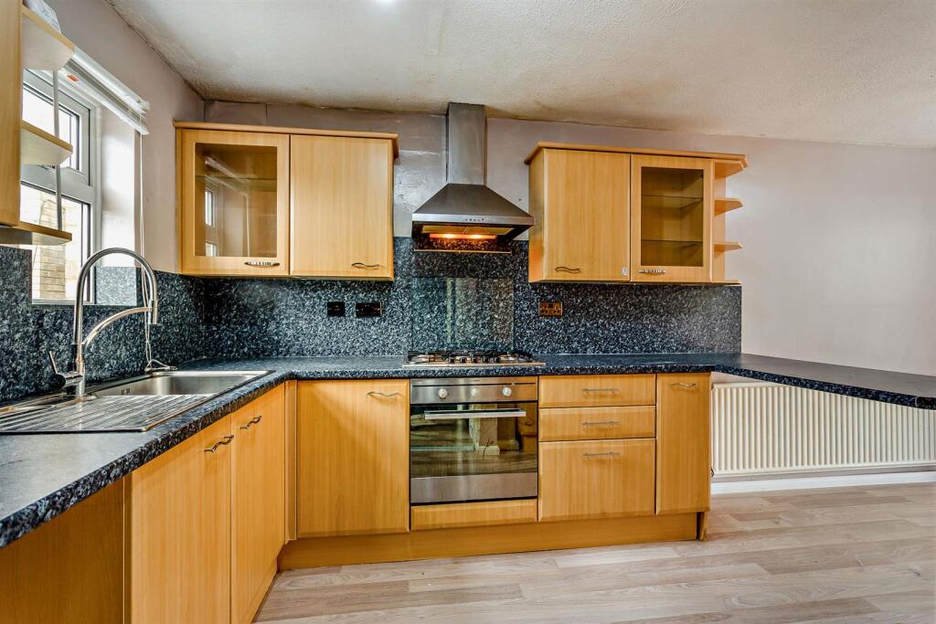 8647600-interior13-800.jpg