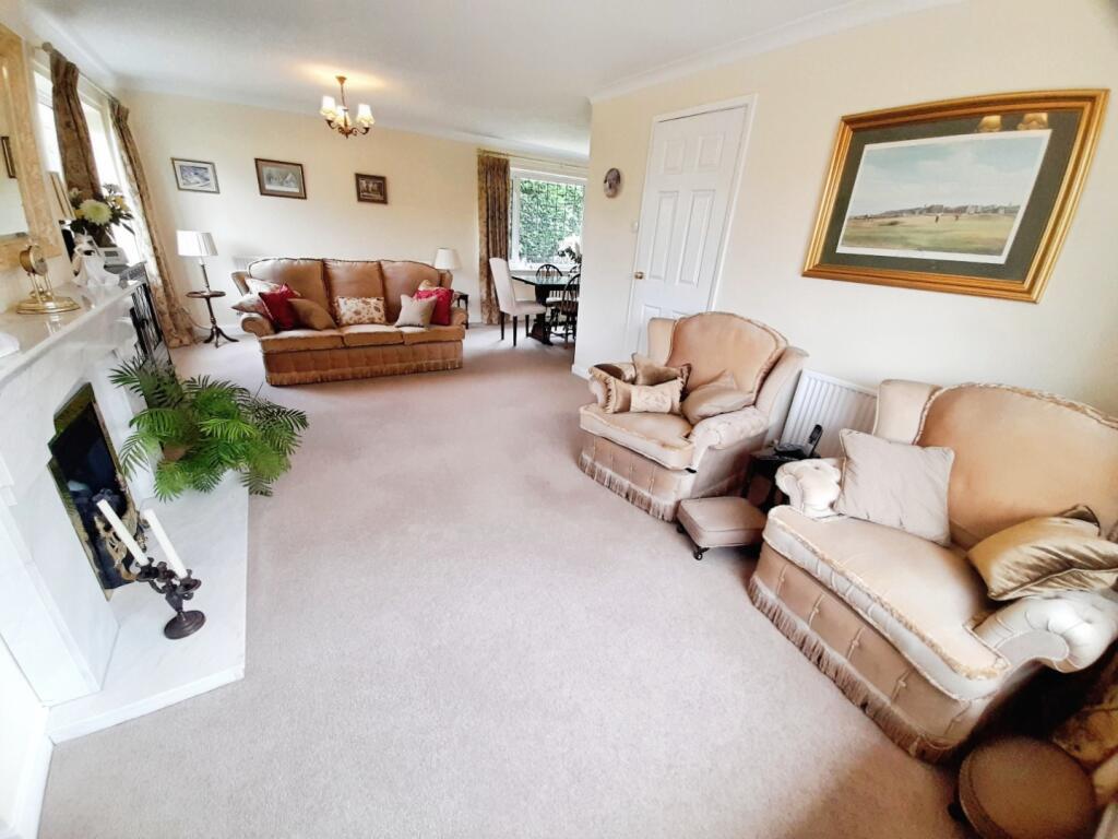 pbox-living_room-323136.jpg