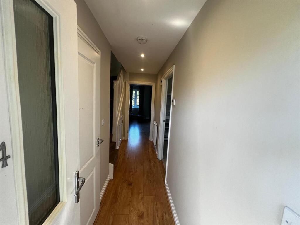 WhatsApp Image 2025-08-17 at 22.28.01_e5bf691e.jpg