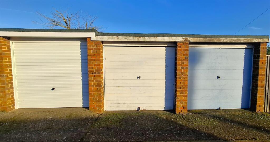 Garage En-Bloc