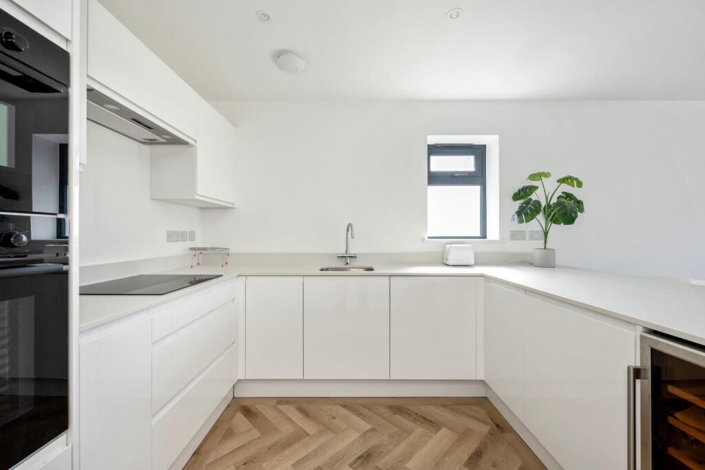 flat 6, north block-006.jpg