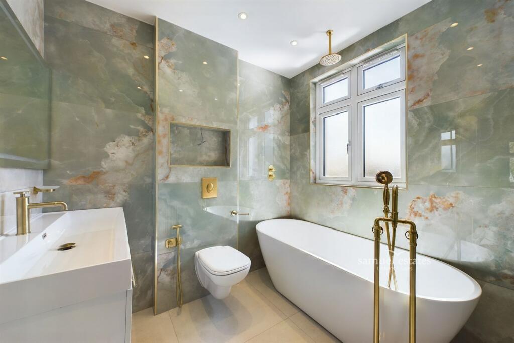 Family Bathroom