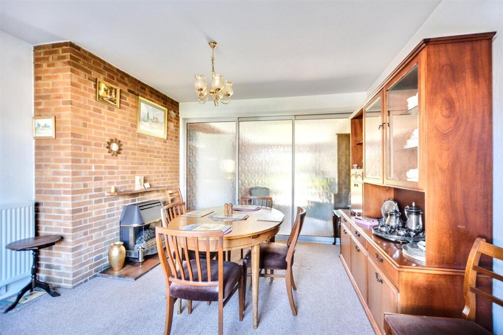 Dining Room_2.jpeg