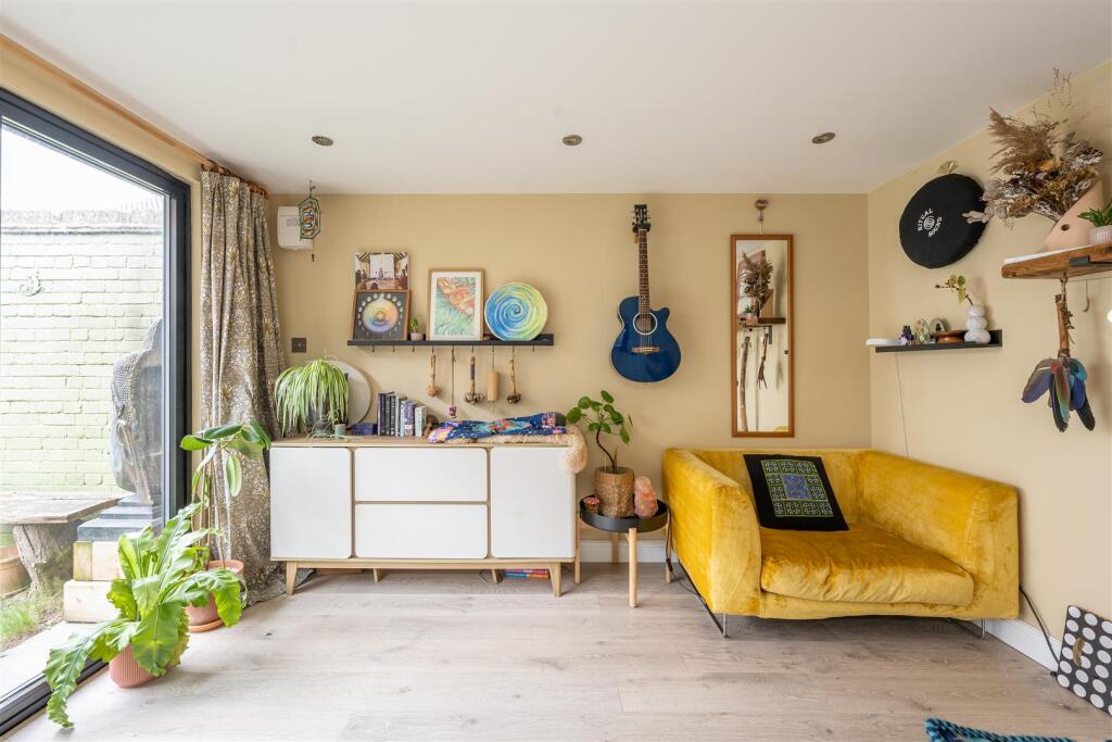 Manor Road, E17