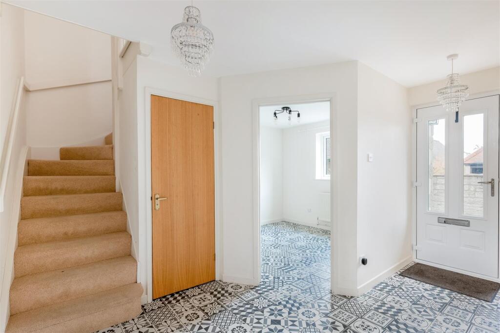 14 Rawlinson Close-1953-7.jpg