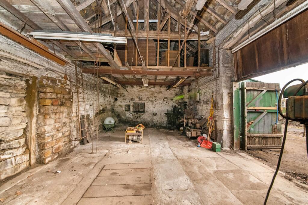 THE BARN
