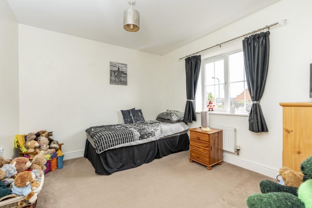 16 Juno Way, EweMove Peterborough West, Bedroom 3