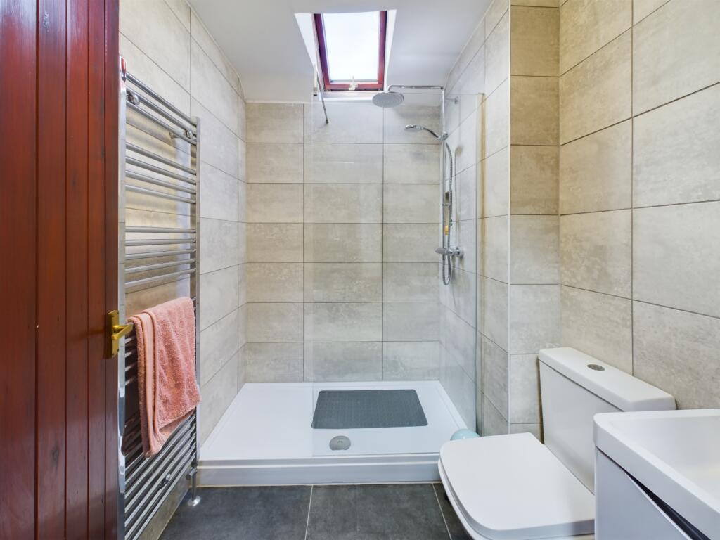 CAM02023G0-PR0069-STILL051