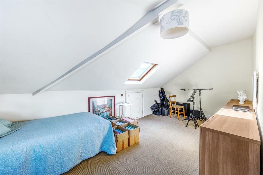 Avenue Gardens-20.jpg