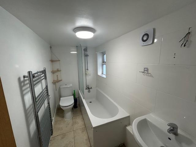 Flat 1.jpg