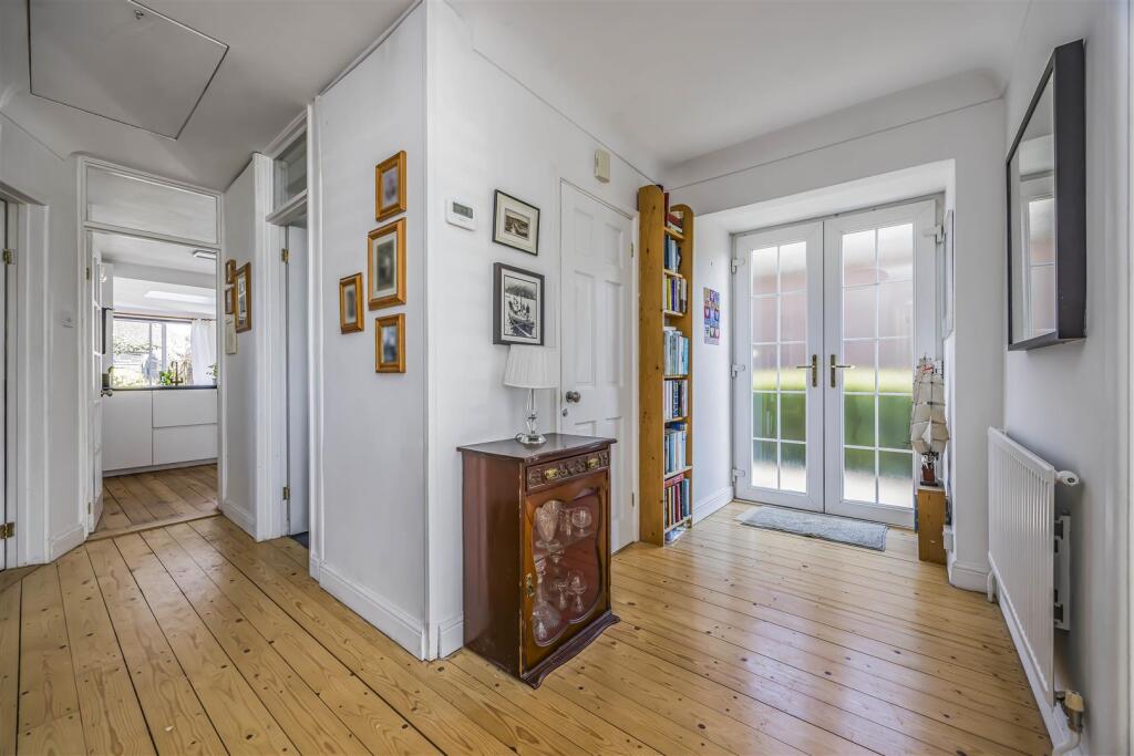 3 Barton Cross, Waterlooville-PorticoMarketing-O'H